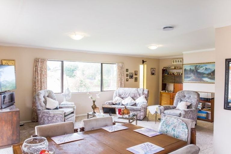 Photo of property in 15 Hilltop Road, Parkvale, Tauranga, 3112