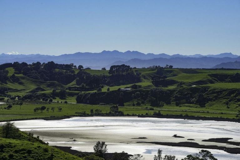 Photo of property in 137 Ohiwa Beach Road, Waiotahe, Opotiki, 3198