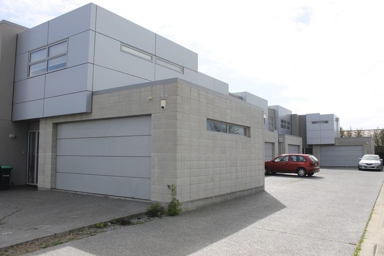 Photo of property in 310 Stanmore Road, Richmond, Christchurch, 8013