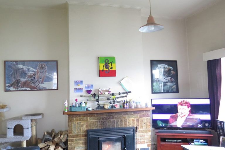 Photo of property in 12-12a Campbell Street, Maori Hill, Timaru, 7910