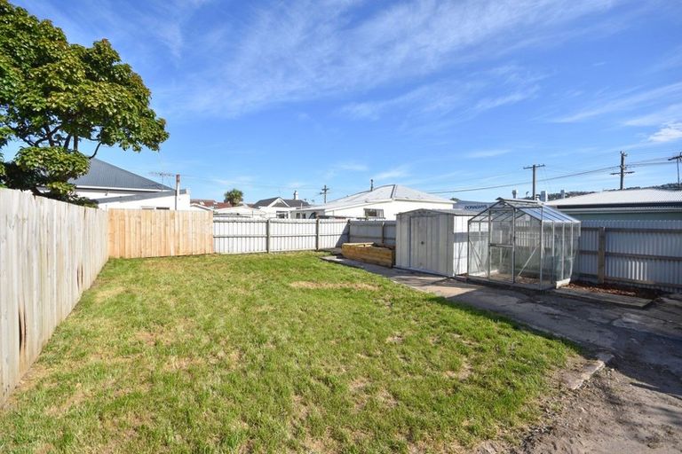 Photo of property in 59 Bathgate Street, South Dunedin, Dunedin, 9012