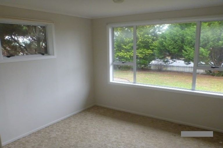 Photo of property in 4 Busing Avenue, Papakura, 2110