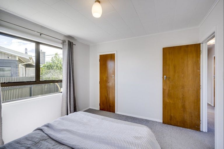 Photo of property in 167 Riverbend Road, Onekawa, Napier, 4110