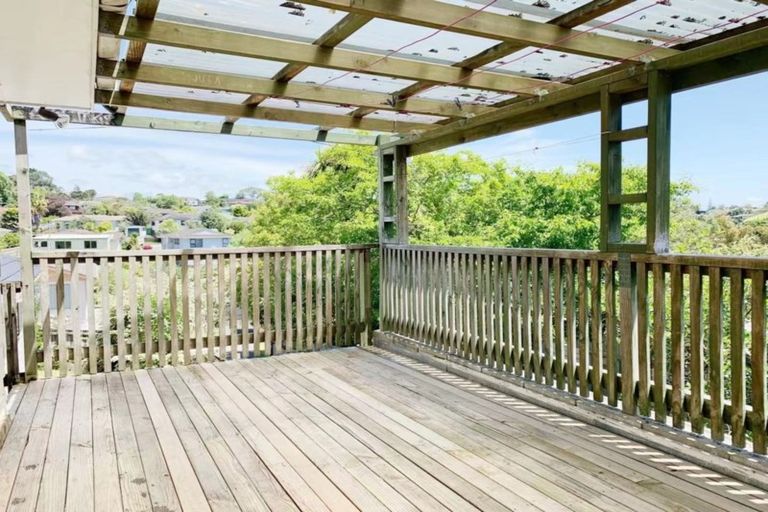 Photo of property in 25 Leo Street, Glen Eden, Auckland, 0602