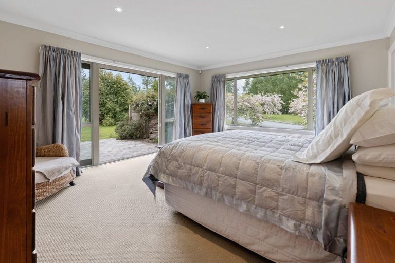 Photo of property in 2/1314 West Coast Road, West Melton, Christchurch, 7671