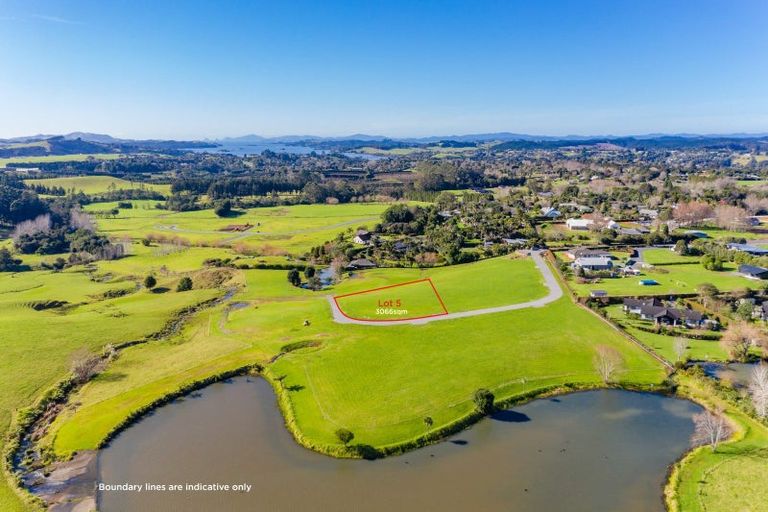Photo of property in 6 Waterfall Lane, Kerikeri, 0230