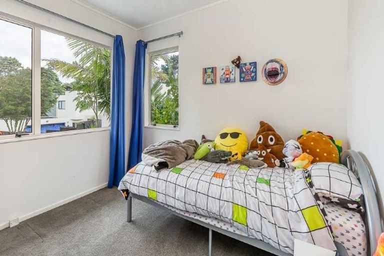 Photo of property in 7 Redfern Lane, Glenfield, Auckland, 0629