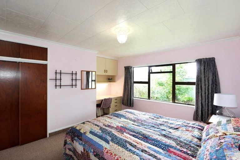 Photo of property in 243a Warwick Road, Mayfair, Hastings, 4122