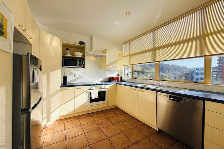 Photo of property in Hume House, 33/152 The Terrace, Wellington Central, Wellington, 6011