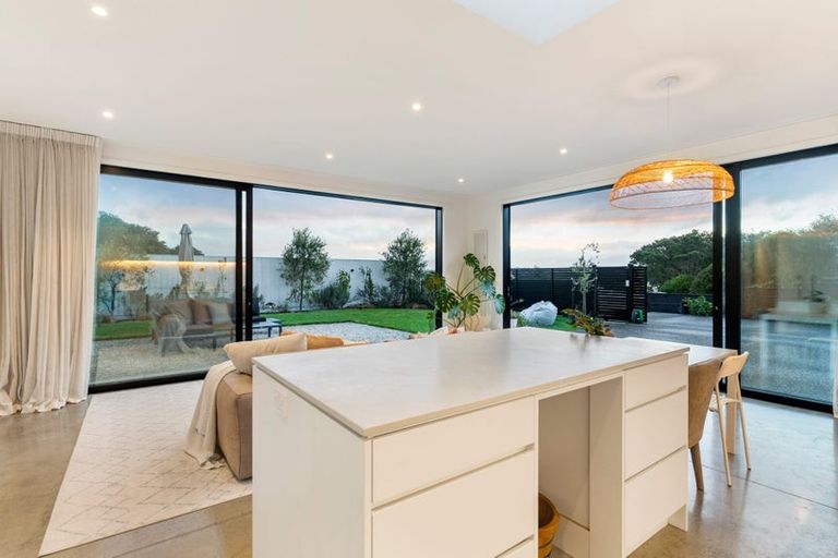 Photo of property in 6 Pine Ridge Terrace, Hauraki, Auckland, 0622