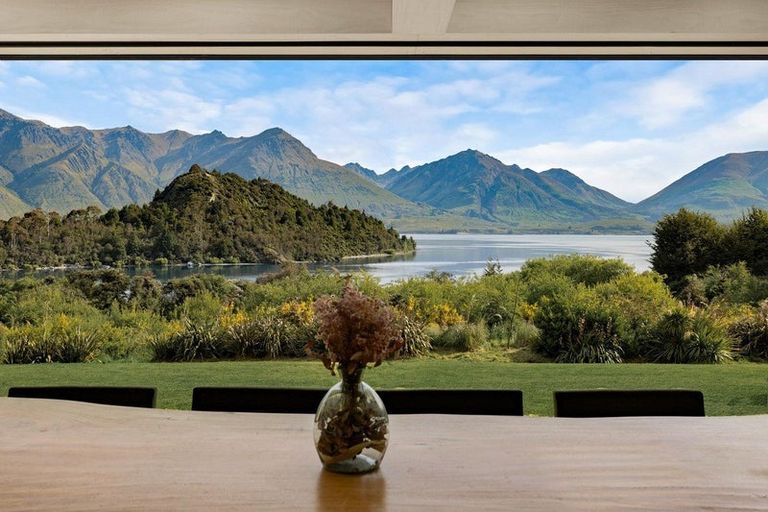 Photo of property in 4 Fishermans Lane, Mount Creighton, Queenstown, 9371