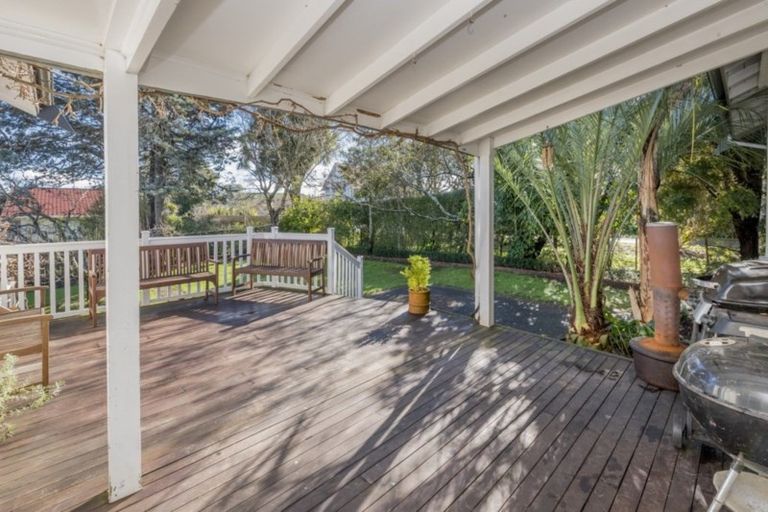 Photo of property in 97 Weraroa Road, Levin, 5510
