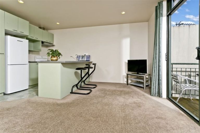 Photo of property in Albany Central, 16a/210 Dairy Flat Highway, Albany, Auckland, 0632