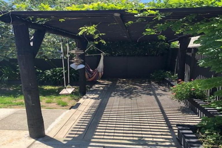 Photo of property in 6 Byron Place, Stoke, Nelson, 7011