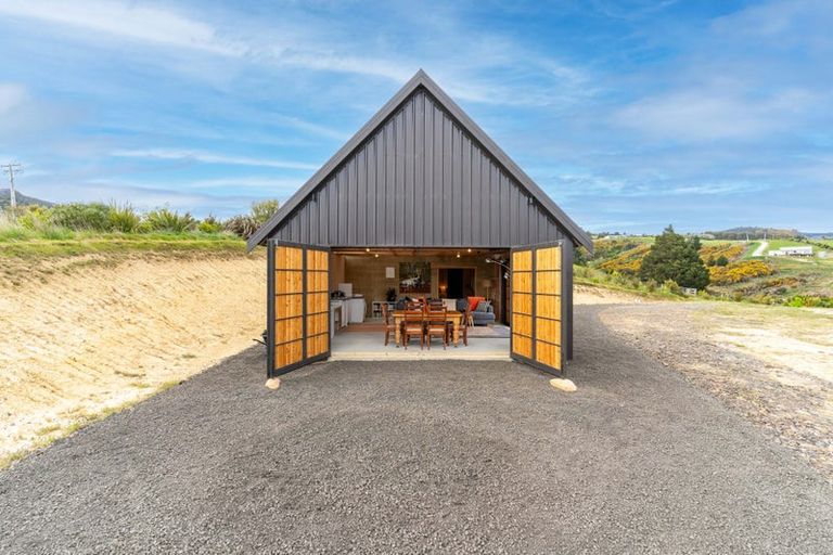 Photo of property in 52 Dons Creek Road, Waitati, 9085