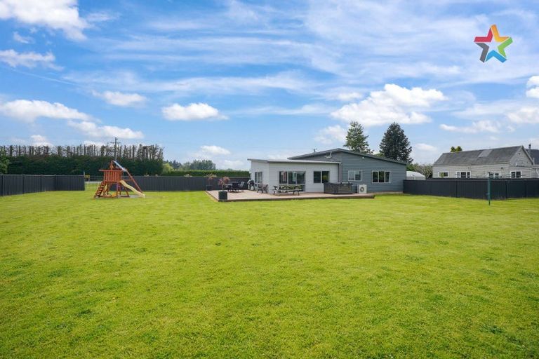 Photo of property in 29 Grove Bush-woodlands Road, Woodlands, Invercargill, 9871