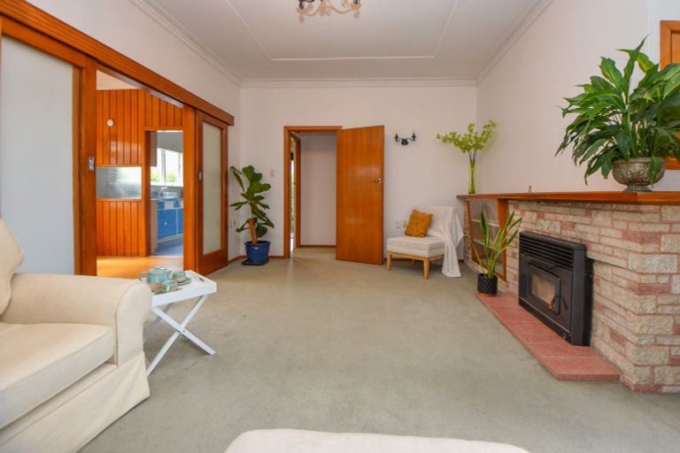 Photo of property in 50 Kent Street, Carterton, 5713