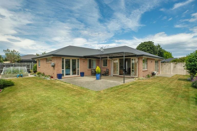 Photo of property in 12 Ernest Place, Brightwater, 7022