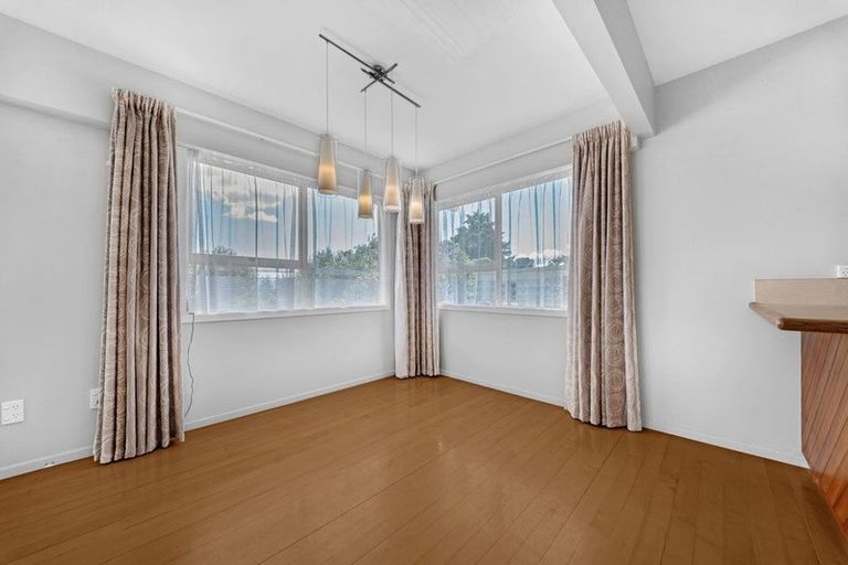 Photo of property in 1/261 Don Buck Road, Massey, Auckland, 0614