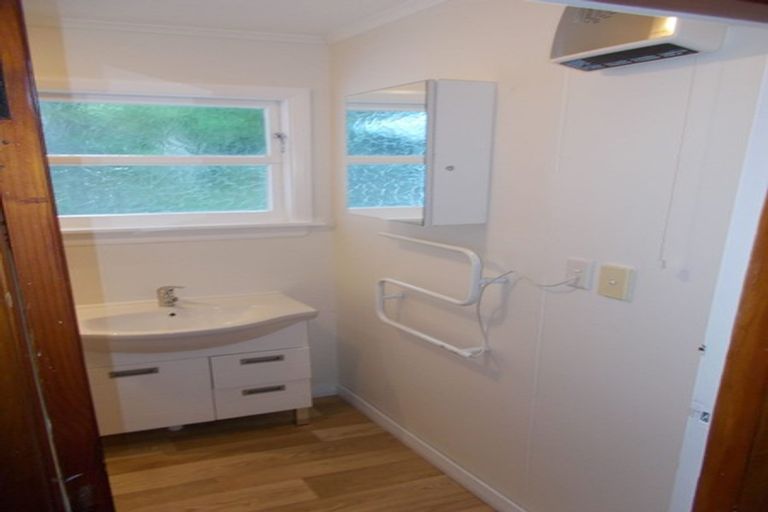 Photo of property in 23 Thomas Street, Stokes Valley, Lower Hutt, 5019