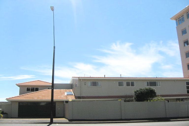 Photo of property in 9/120 Saint Aubyn Street, New Plymouth, 4310