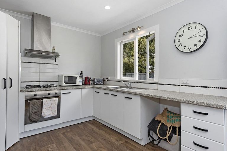 Photo of property in 64 Enderley Avenue, Enderley, Hamilton, 3214