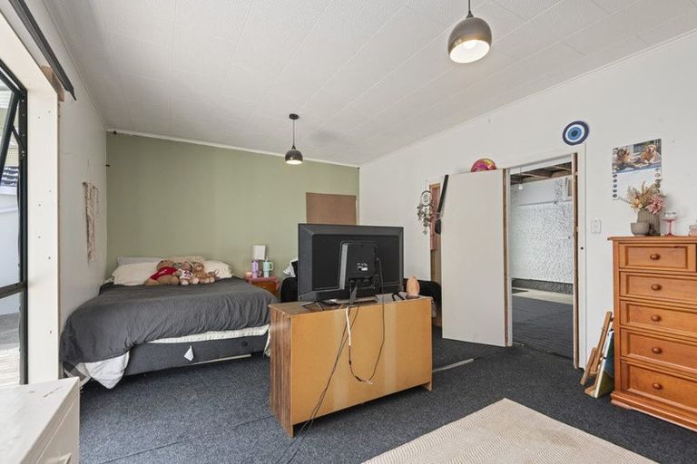 Photo of property in 82 Fairs Road, Milson, Palmerston North, 4414