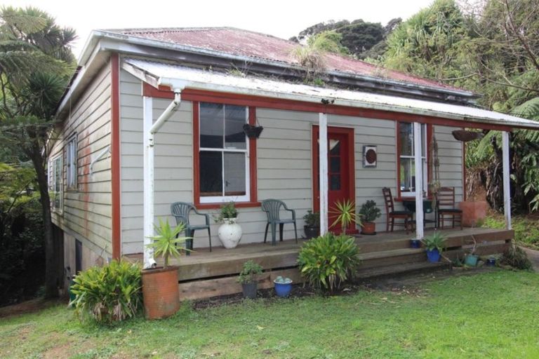 Photo of property in 63 Te Henga Road, Waitakere, Auckland, 0781