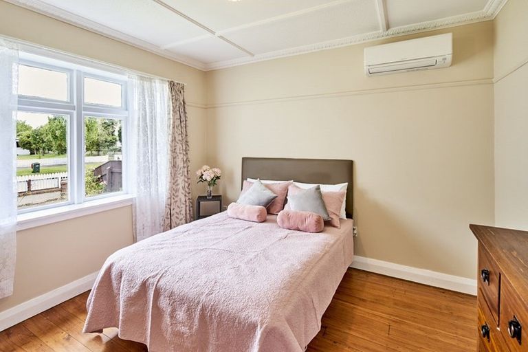 Photo of property in 19 Norton Park Avenue, Fairfield, Lower Hutt, 5011