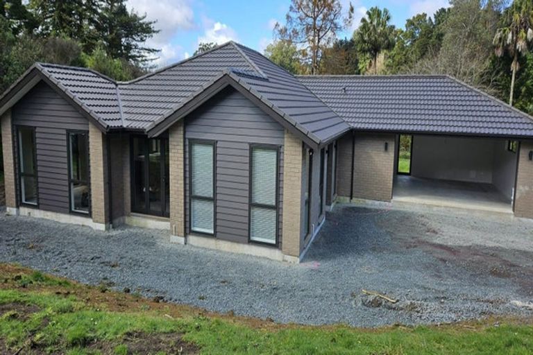 Photo of property in 9a Parakiore Road, Ngararatunua, Kamo, 0176