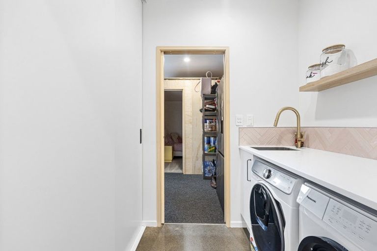 Photo of property in 9a Desmond Place, Bell Block, New Plymouth, 4312