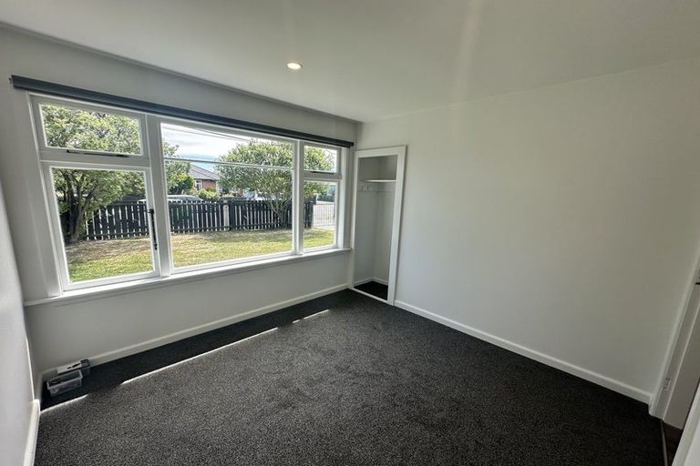 Photo of property in 34 Pembroke Street, Avondale, Christchurch, 8061