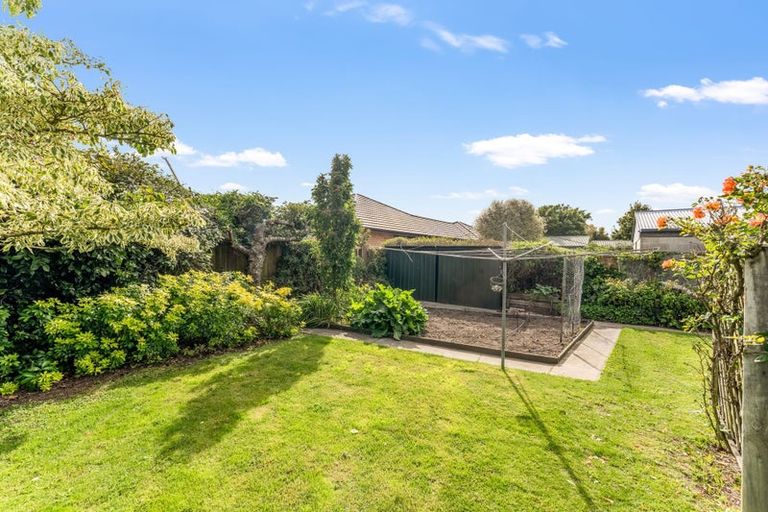 Photo of property in 90 Teesdale Street, Burnside, Christchurch, 8053