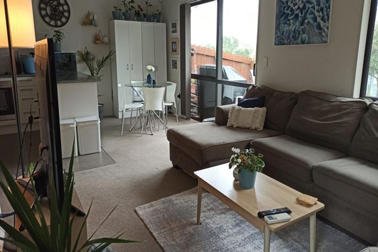 Photo of property in 146d Glengarry Road, Glen Eden, Auckland, 0602