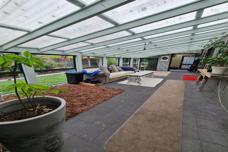 Photo of property in 2 Epping Place, Richmond Heights, Taupo, 3330