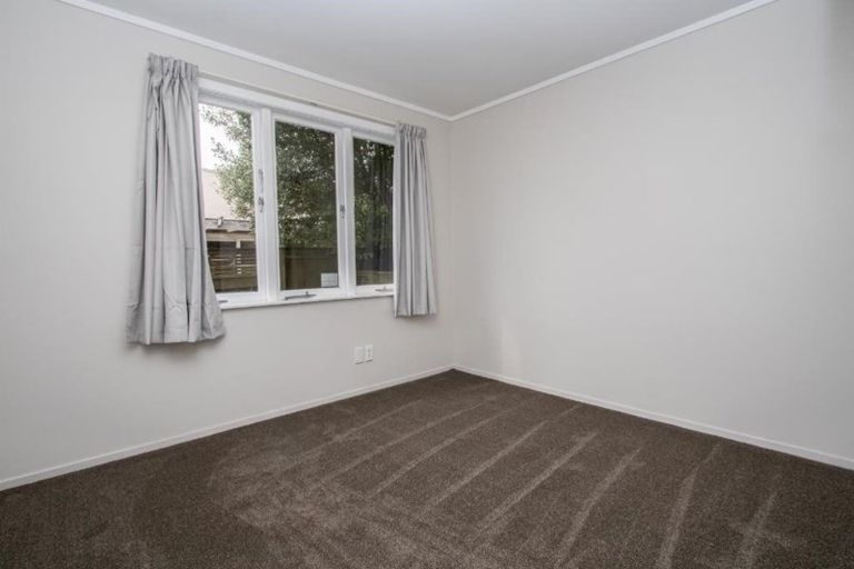 Photo of property in 94 Shakespeare Street, Leamington, Cambridge, 3432