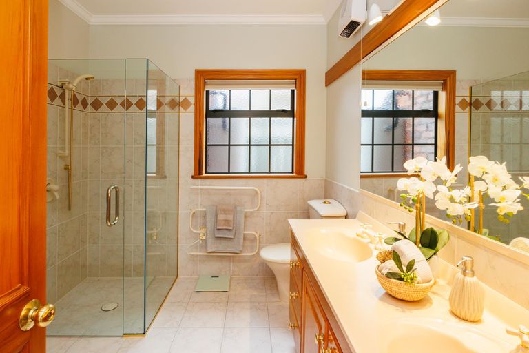 Photo of property in 52 Ihaka Street, Hokowhitu, Palmerston North, 4410