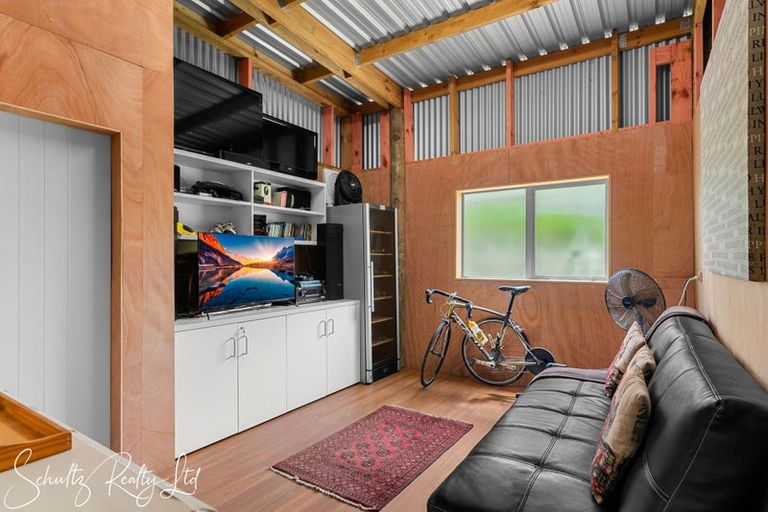 Photo of property in 26 Brynderwyn Road, Brynderwyn, Maungaturoto, 0587