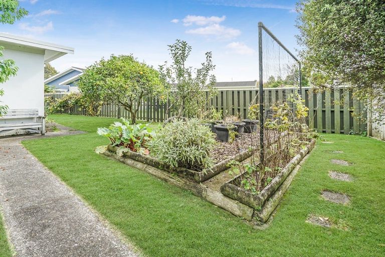 Photo of property in 24 Bernard Street, Chedworth, Hamilton, 3210