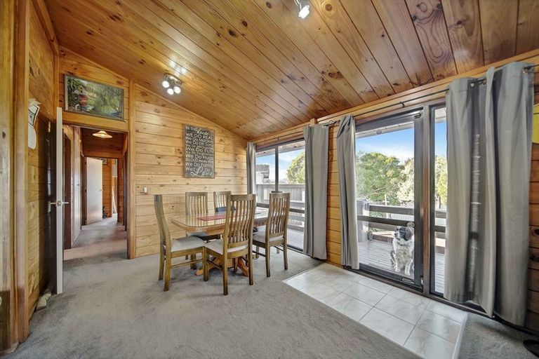 Photo of property in 12 Snowden Place, Opaheke, Papakura, 2113