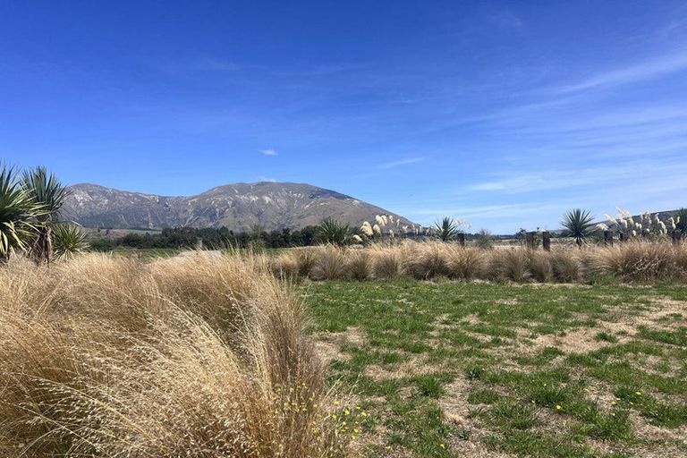 Photo of property in 16 Soper Street, Athol, 9793