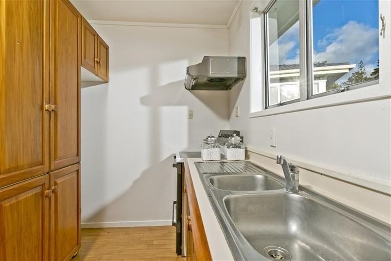 Photo of property in 46 Castleton Street, Birkdale, Auckland, 0626