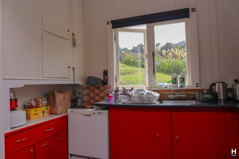 Photo of property in 9 Ashmore Avenue, Cobden, Greymouth, 7802