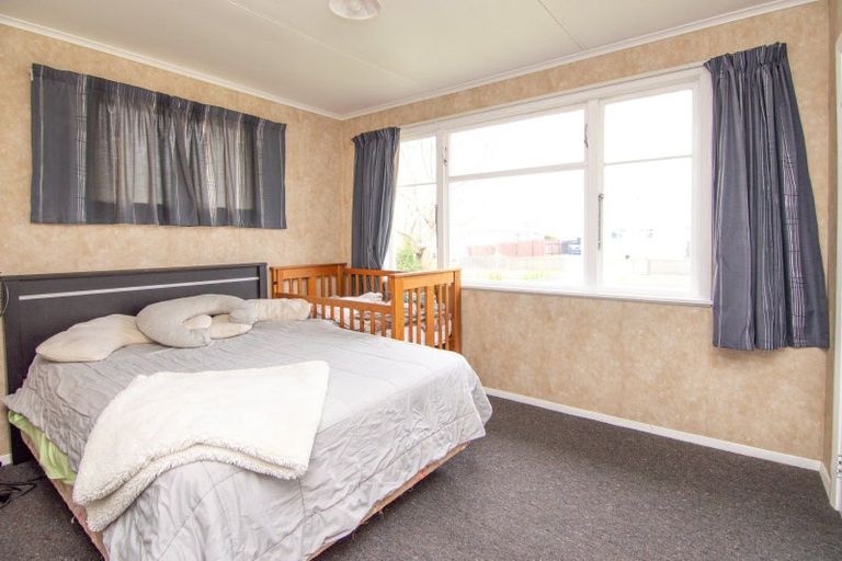 Photo of property in 22 Marriner Street, Highbury, Palmerston North, 4412