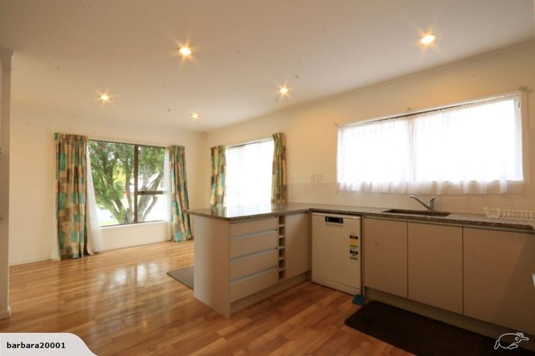Photo of property in 12 Jandell Crescent, Bucklands Beach, Auckland, 2014