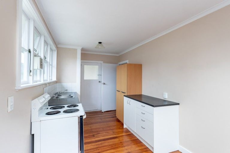 Photo of property in 274 Oxford Terrace, Avalon, Lower Hutt, 5011
