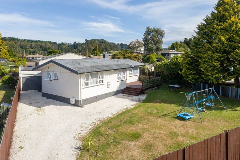 Photo of property in 35 Mckee Avenue, Fenton Park, Rotorua, 3010