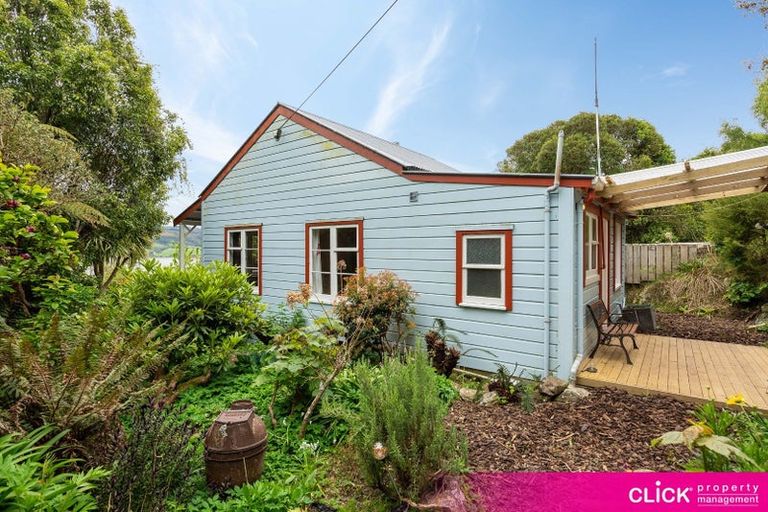 Photo of property in 109 Doctors Point Road, Waitati, 9085