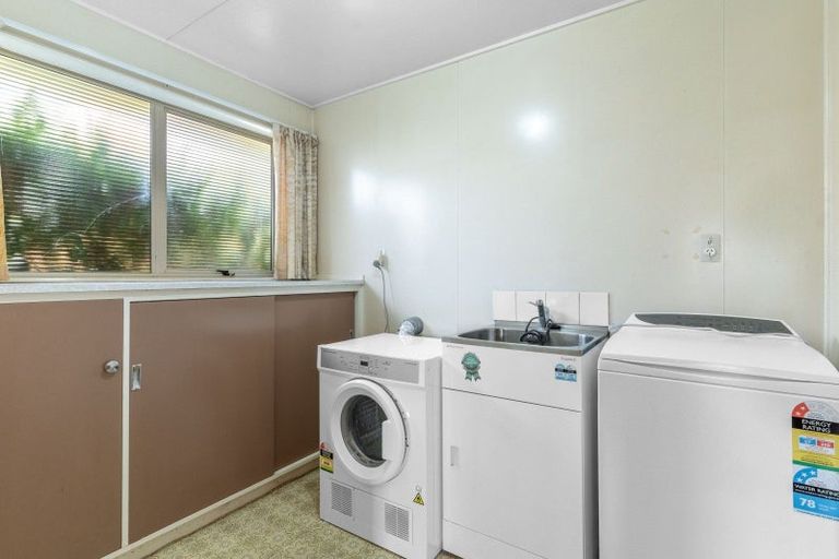 Photo of property in 13 Hamilton Avenue, Winton, 9720