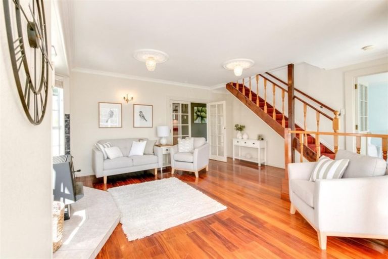 Photo of property in 5 Gow Avenue, Haumoana, 4102